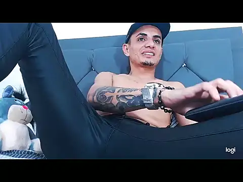 pitersonntt online show from October 11, 7:18 pm