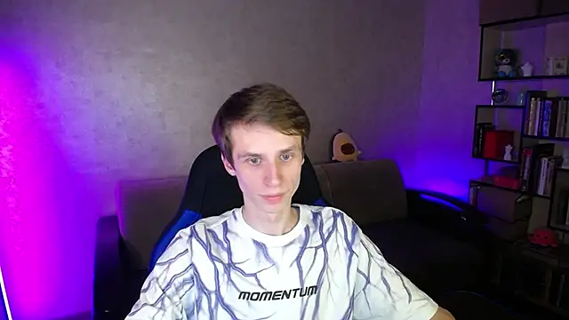 yes cute boy  online show from November 1, 9:52 pm