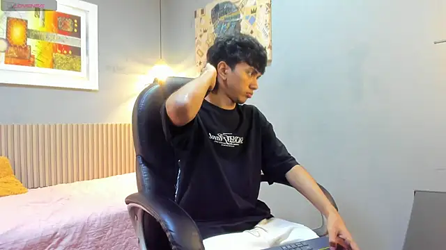 markbowie online show from June 19, 7:30 pm
