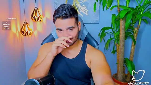 AndresR3 online show from September 13, 4:19 pm