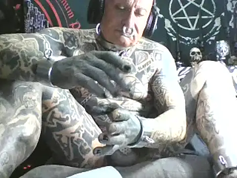 object857 online show from October 18, 5:40 pm