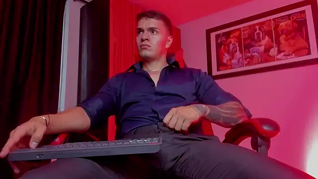 ALPHA DOMINUS  online show from March 10, 4:51 am