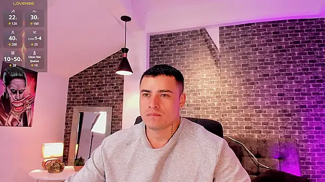 connorsmiith online show from October 9, 11:26 am