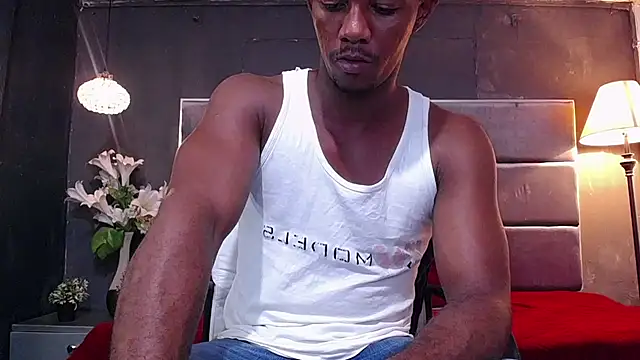 blackbignude online show from October 10, 2:05 am