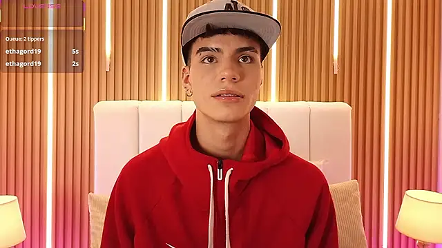 Dulcey  online show from March 19, 7:44 am