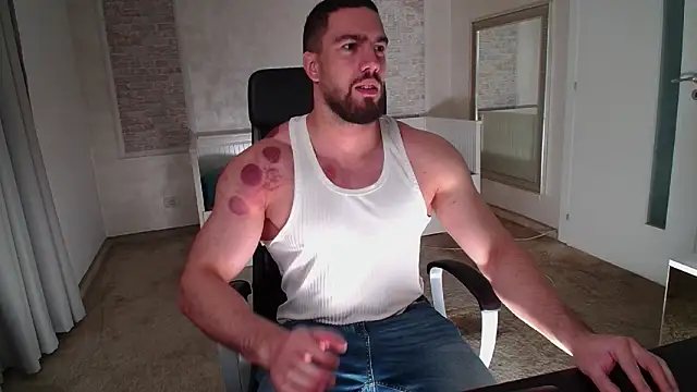 IvanHydee online show from March 6, 5:48 am