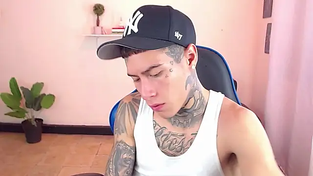 setthomas online show from December 3, 2:45 pm