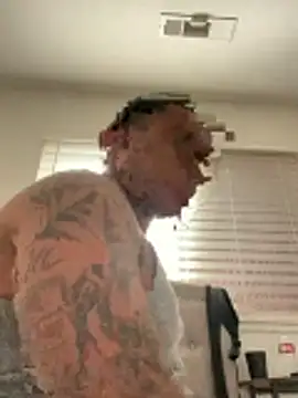 pnwzo online show from October 29, 11:07 pm