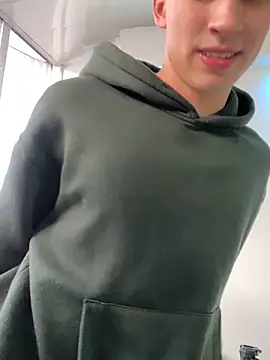 AdrianRinaldi online show from October 19, 10:24 pm