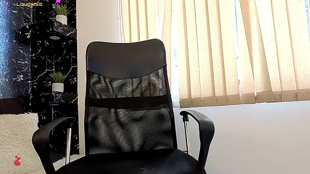 Rafael Mendezz online show from March 7, 9:01 pm