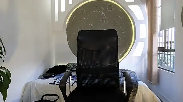 Rafael Mendezz online show from November 2, 9:19 pm