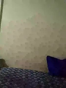 Snapshot of moroooooooo12 chatting on October 2, 7:12 am moroooooooo12 online show from October 2, 7:12 am
