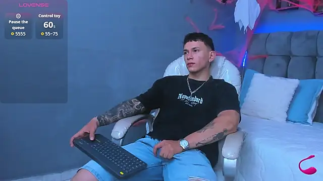 Thomas moon online show from November 1, 4:00 pm