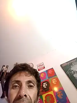 githot online show from October 16, 9:39 am