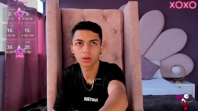 NickandAbby  online show from January 14, 7:06 pm