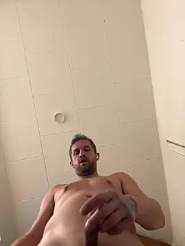 Dodxx77 online show from October 18, 6:35 pm