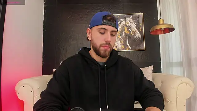 Maximo Wolff online show from October 14, 8:05 pm