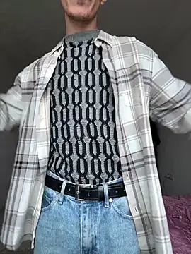 HitShelf online show from February 9, 1:49 pm