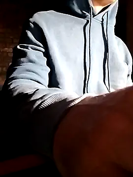 JohnnyTos online show from April 25, 6:38 pm