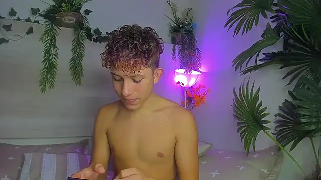 Angel superhuge online show from November 13, 9:19 pm