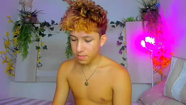 Angel superhuge online show from November 20, 8:07 pm