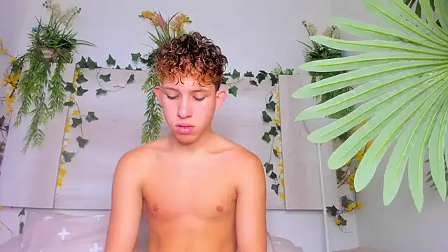 Angel superhuge online show from November 9, 8:13 pm