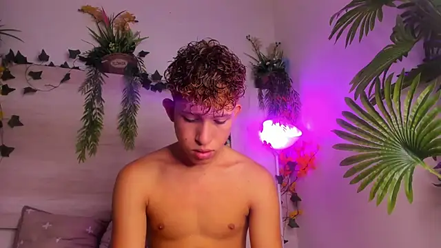 Angel superhuge online show from November 11, 8:47 pm