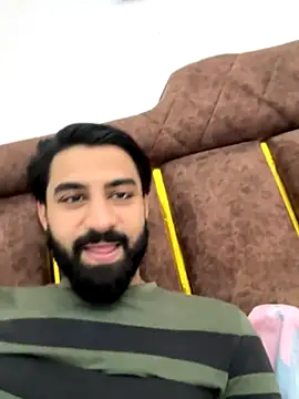 hottestboy03 online show from November 4, 8:04 am