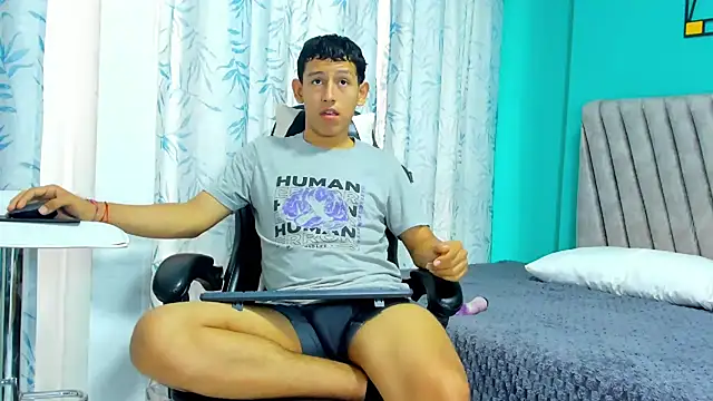 Snapshot of Felipe_Gonzales chatting on September 29, 12:57 pm Felipe Gonzales online show from September 29, 12:57 pm