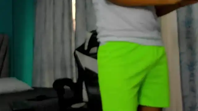 Snapshot of Felipe_Gonzales chatting on September 15, 12:39 pm Felipe Gonzales online show from September 15, 12:39 pm