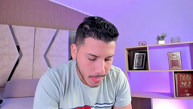 Axel grey  online show from April 11, 12:41 pm