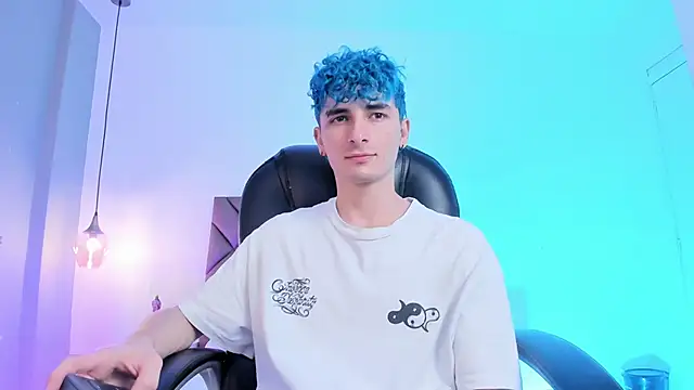 JaydenVillalobos online show from October 7, 3:05 pm