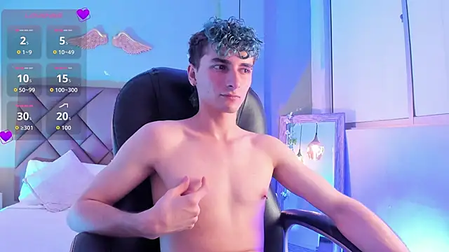 JaydenVillalobos online show from September 9, 1:43 pm