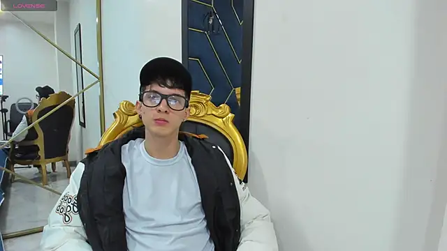 Jheampiiero online show from December 5, 2:35 pm