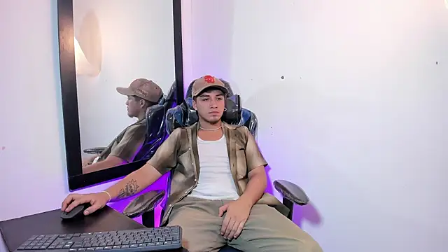 juanmechanic  online show from October 15, 5:15 am