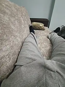 fena-sikerimmm online show from February 6, 9:33 pm