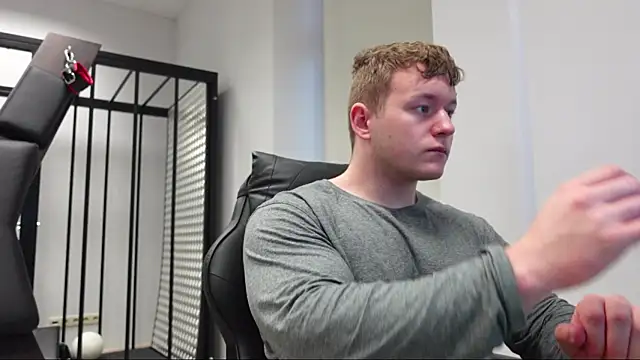 Richard Dullas online show from November 8, 6:38 am