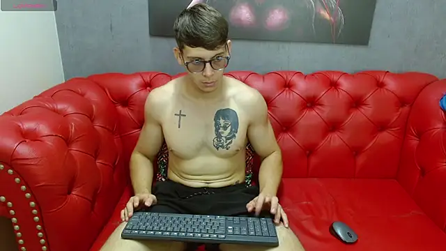 Stuart White online show from October 6, 2:22 pm