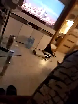 Snapshot of Dawidwi493_ chatting on October 2, 1:20 am Dawidwi493  online show from October 2, 1:20 am