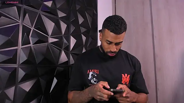 OstinDaniels online show from October 11, 10:25 pm