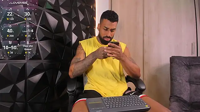 OstinDaniels online show from October 7, 10:36 pm