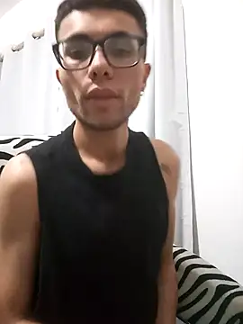 Naughty Boy13 online show from January 11, 5:22 am