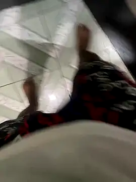 Kaua11225 online show from October 15, 11:34 pm