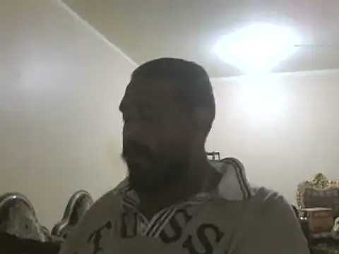 elpoop7305 online show from October 14, 9:33 pm