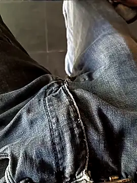 tyteo1010 online show from March 1, 4:01 am