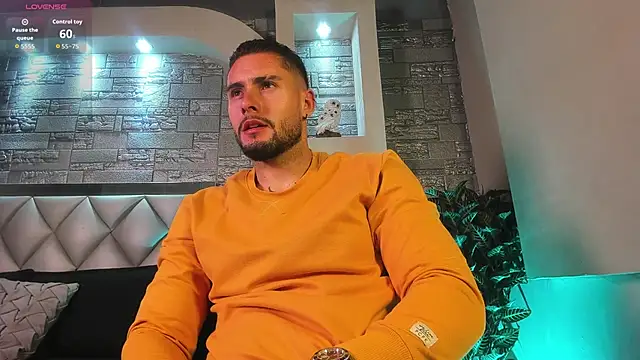 dominic de luca online show from September 29, 2:10 am