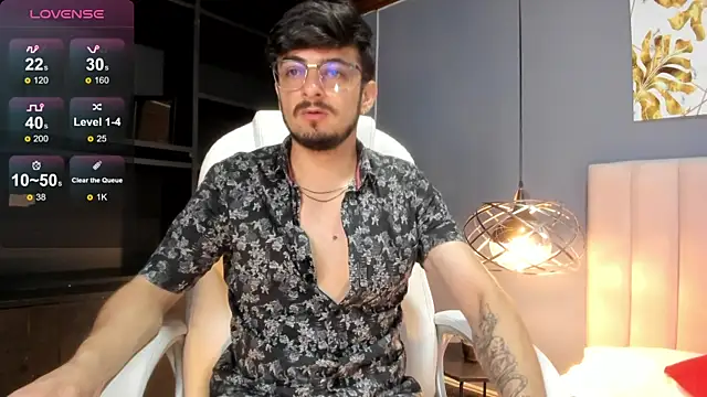 AaronFuentes7 online show from September 24, 5:55 pm