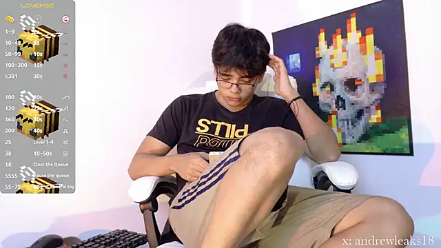 an drew18 online show from October 18, 2:33 pm