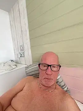 philefc online show from February 4, 10:32 am