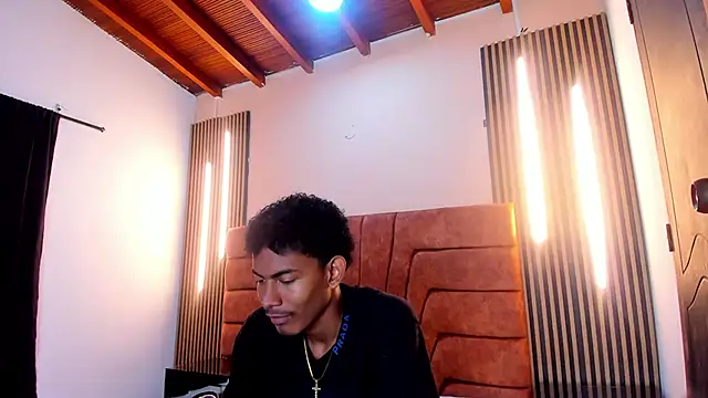 FYKMOR 1 online show from October 13, 3:45 am